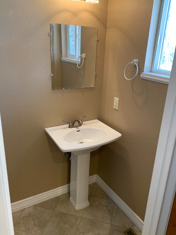 Foto del edificio - 2341 Farisita Dr