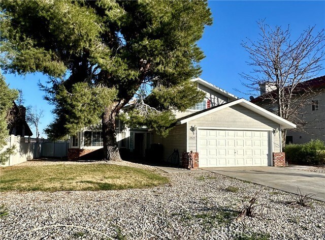 Foto principal - 12825 Amberwood Ln