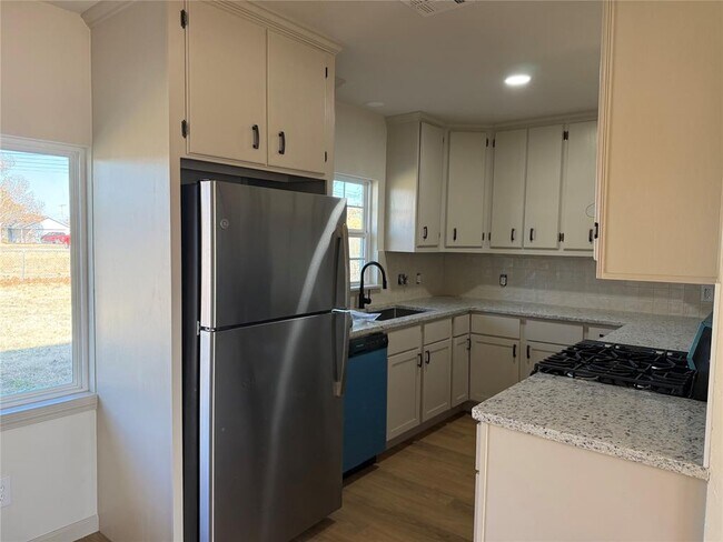 Foto del edificio - 1115 Asalee St