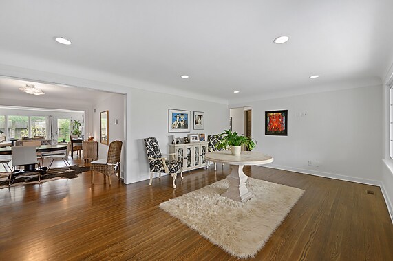 Foto del edificio - 9834 Tollgate Ln