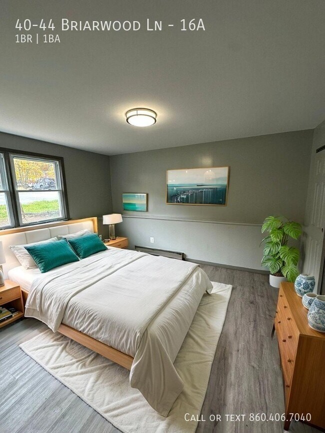 Foto del edificio - 40-44 Briarwood Ln-16A