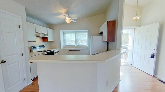 Building Photo - 2102 Wentworth Ct