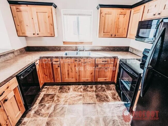 Foto del edificio - 3702 Travertine Way