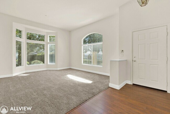 Building Photo - 3 br, 2 bath House - 2103 View Crest Glen