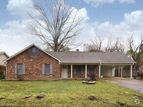 Building Photo - 6834 Sycamore Hill Dr