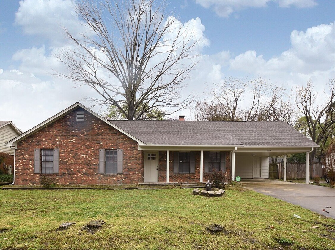 NEWLY UPDATED 3 bed 2 bath home in Bartlett. - NEWLY UPDATED  3 bed 2 bath home in Bartlett.
