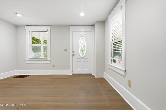 Foto del edificio - 1114 Summerfield Ave