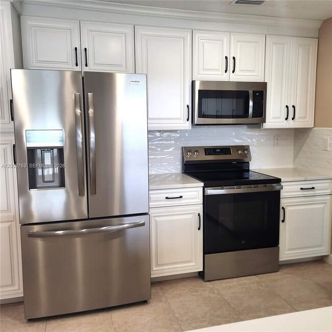 Foto del edificio - 11950 SW 49th Ct