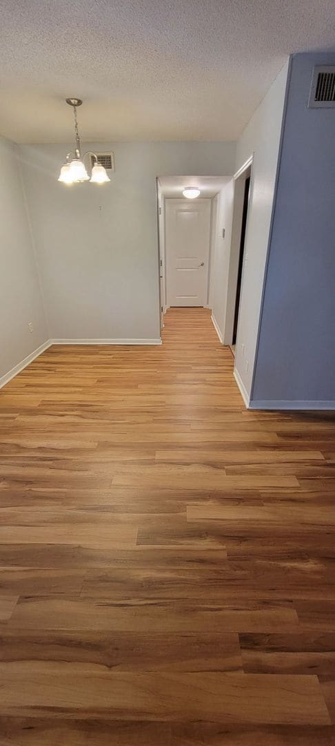 Building Photo - Hawthorne Reserves -  1bdrm/1bath