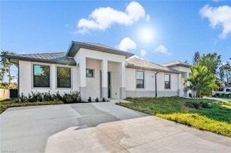 Building Photo - 2064 55th Terrace SW