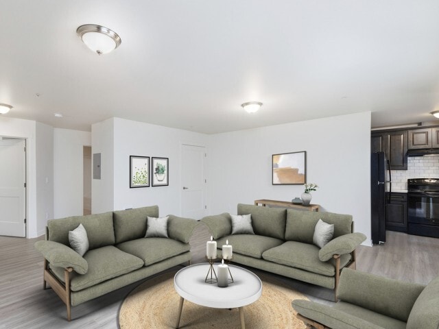 Building Photo - Salt Creek Apartments