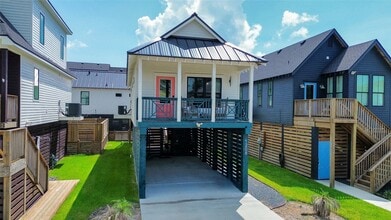 Building Photo - 1208 32nd St