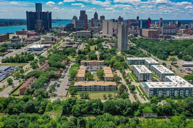 Foto del edificio - Central Park Apts