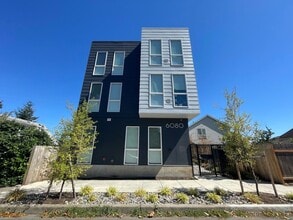 Building Photo - 6080 SE 84th Ave