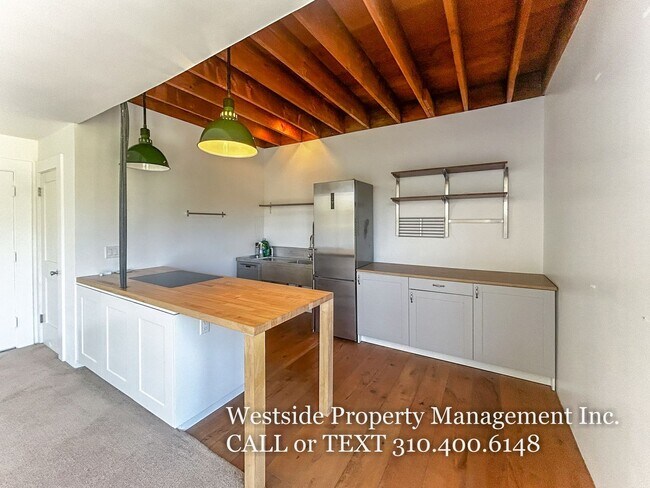 Foto del edificio - 289 S Barrington Ave