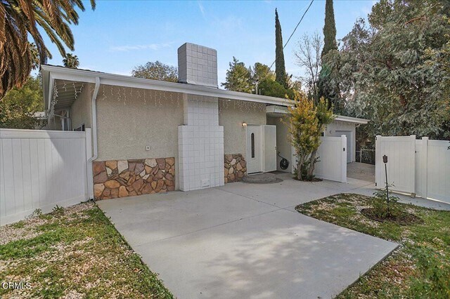 Foto del edificio - 10426 Johanna Ave