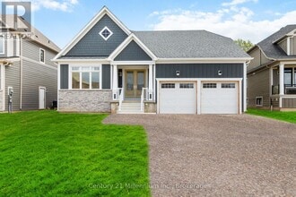 Building Photo - 115 Stillwater Cres