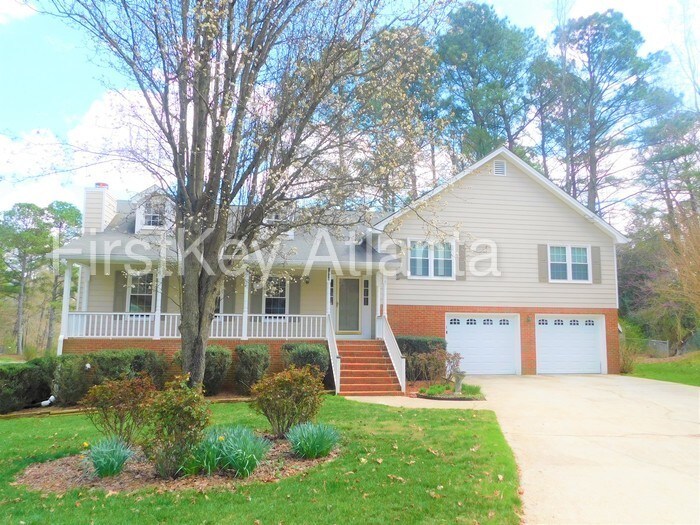 Foto principal - 2936 Highland Park Dr