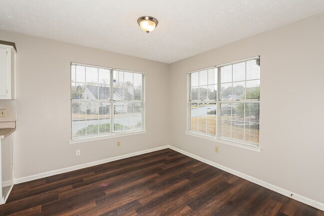 Foto del edificio - 6511 Mill Ct