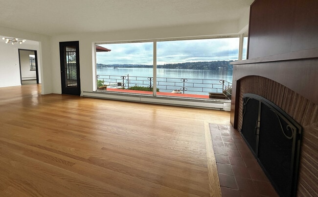 Foto del edificio - 3938 NE 157th Pl