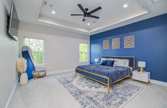 Building Photo - 4612 Oats St