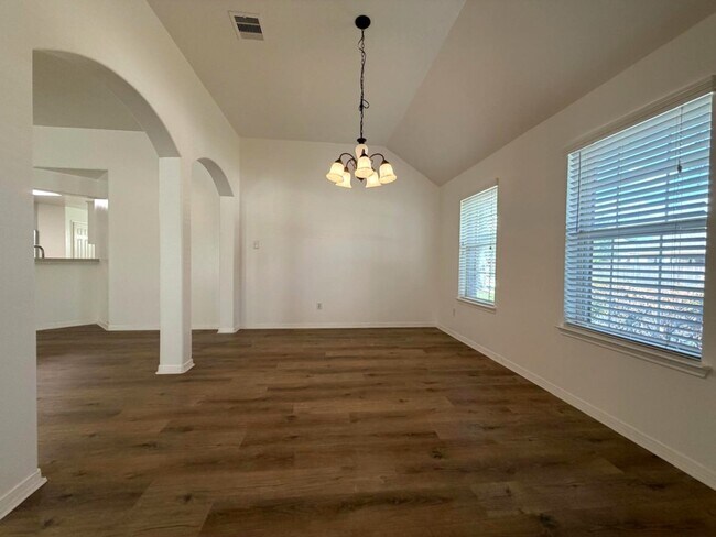 Foto del edificio - 24627 Cobble Canyon Ln