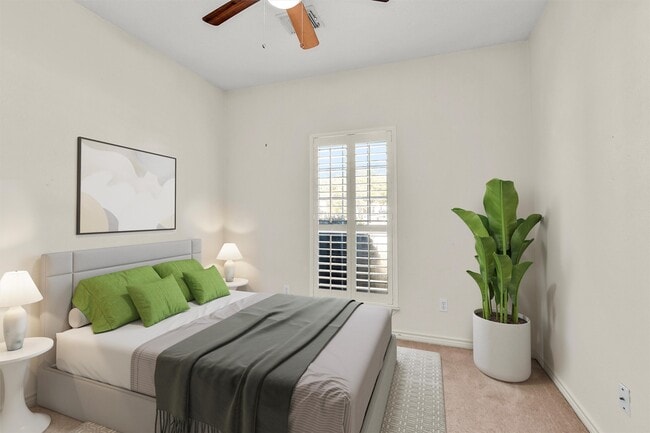 Foto del edificio - 147 April Waters Dr W