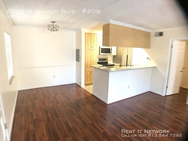 Building Photo - 5306 W Kennedy Blvd