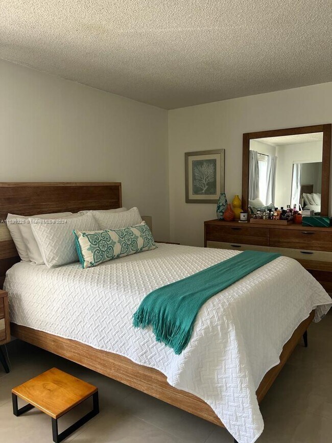 Foto del edificio - 7705 SW 86th St