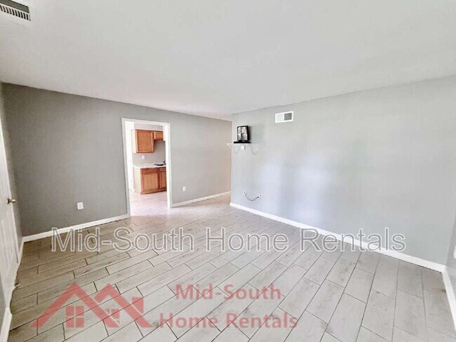 Foto del edificio - 4400 Elmridge St