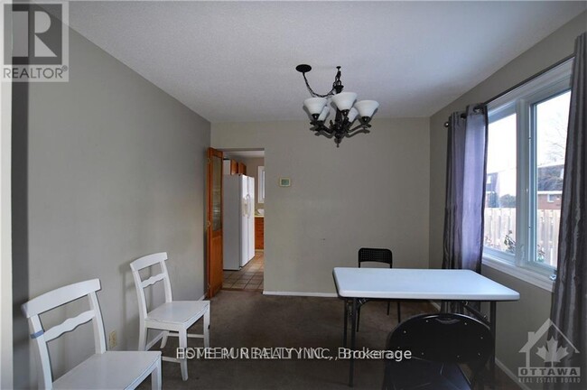 Photo du bâtiment - 3310-3310 Southgate Rd