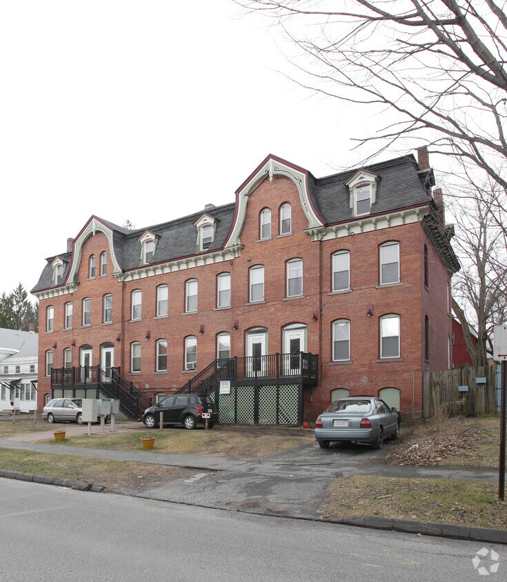 99 Wendell Ave, Pittsfield, MA 01201 Apartments in Pittsfield, MA