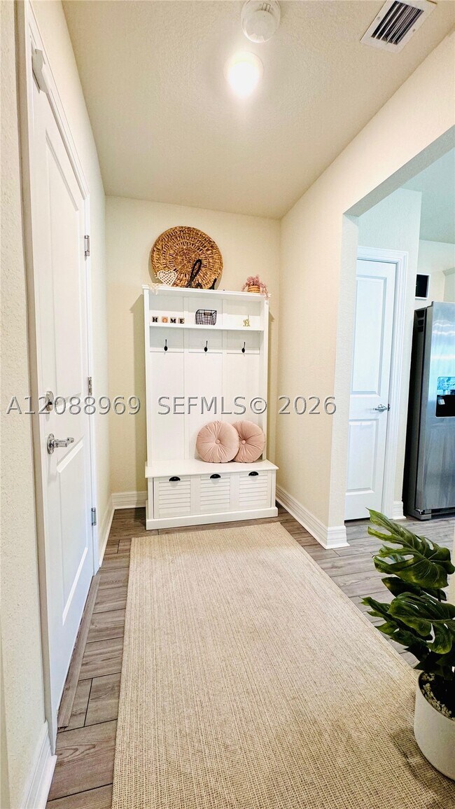 Foto del edificio - 3117 Buttonwood Ct