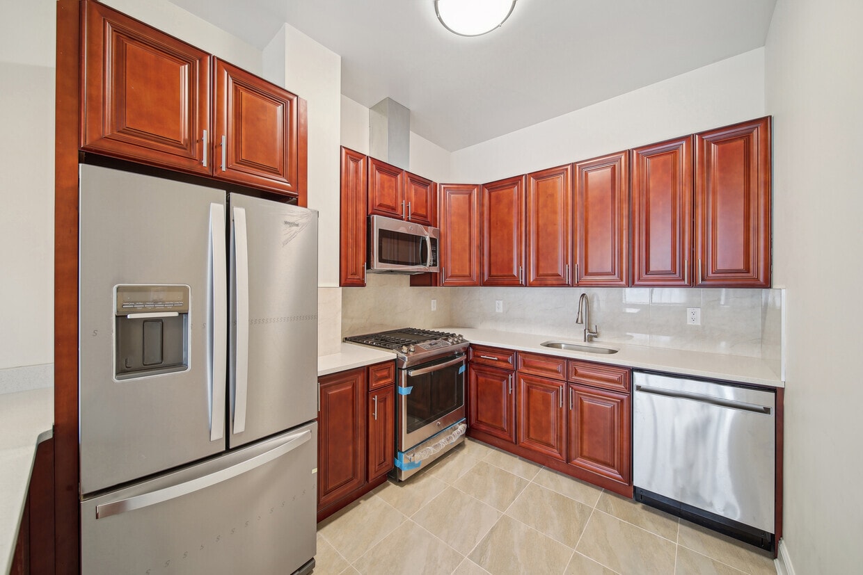 Primary Photo - 62 N 9th St