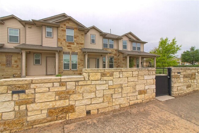 Building Photo - 315 N Heatherwilde Blvd