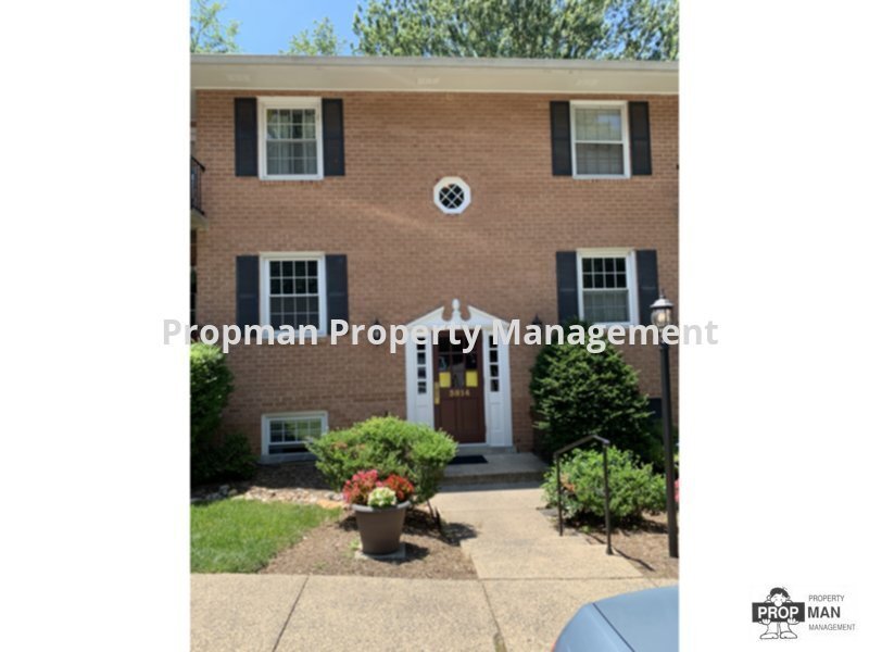 Primary Photo - 3814 Lyndhurst Dr