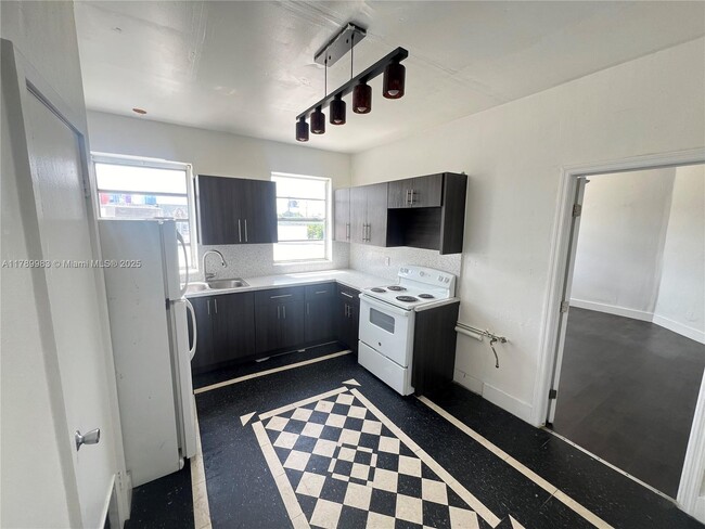 Foto del edificio - 203 NW 36th St