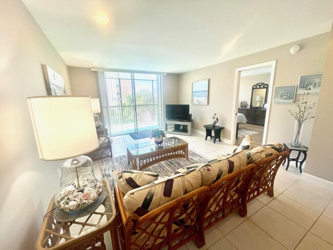 Foto del edificio - 720 E Ocean Ave