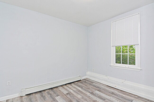 Building Photo - 155 Onset Ave