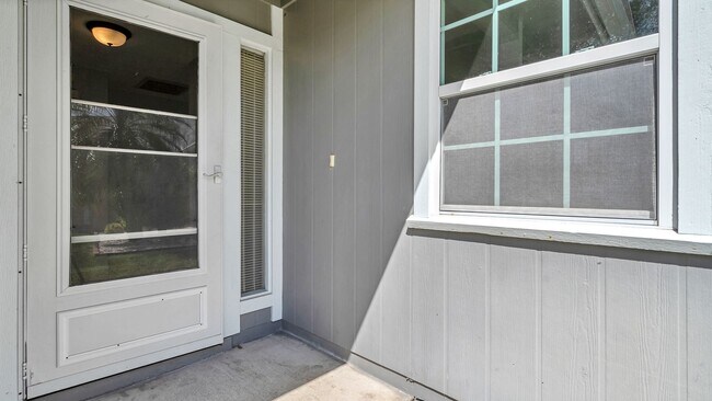 Foto del edificio - Great 3BR/2BA Villa in Carrollwood with on...