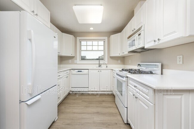 Building Photo - 2485 W 450 S
