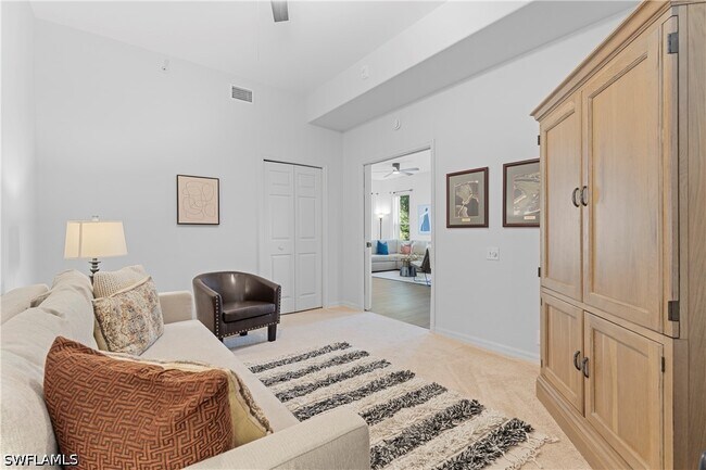 Foto del edificio - 8217 Parkstone Pl