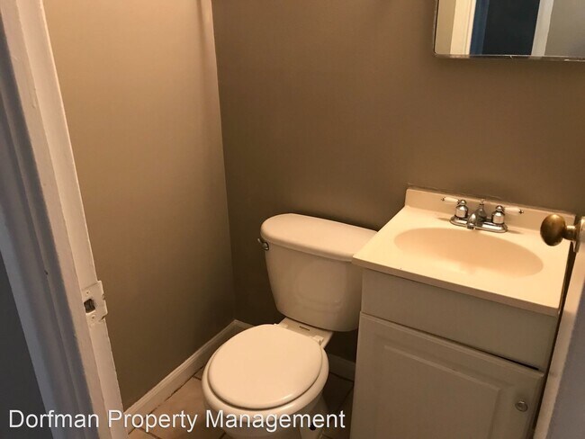 Building Photo - 3 br, 1.5 bath House - 4820 KATHERINE DR
