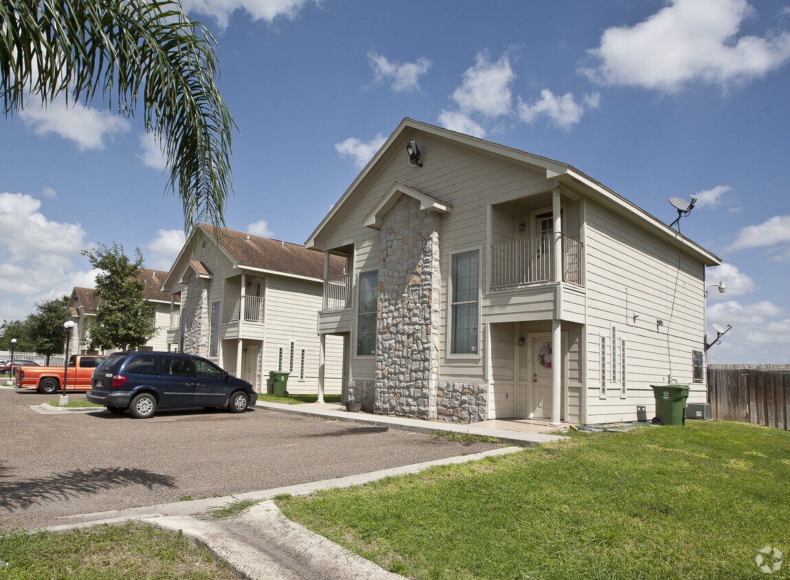 1020 Jessie St, Weslaco, TX 78596 Apartments in Weslaco, TX