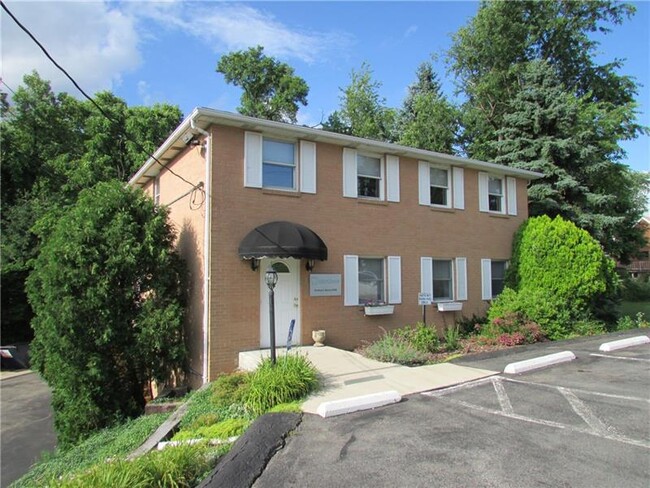 Building Photo - 125 Rock Run Rd