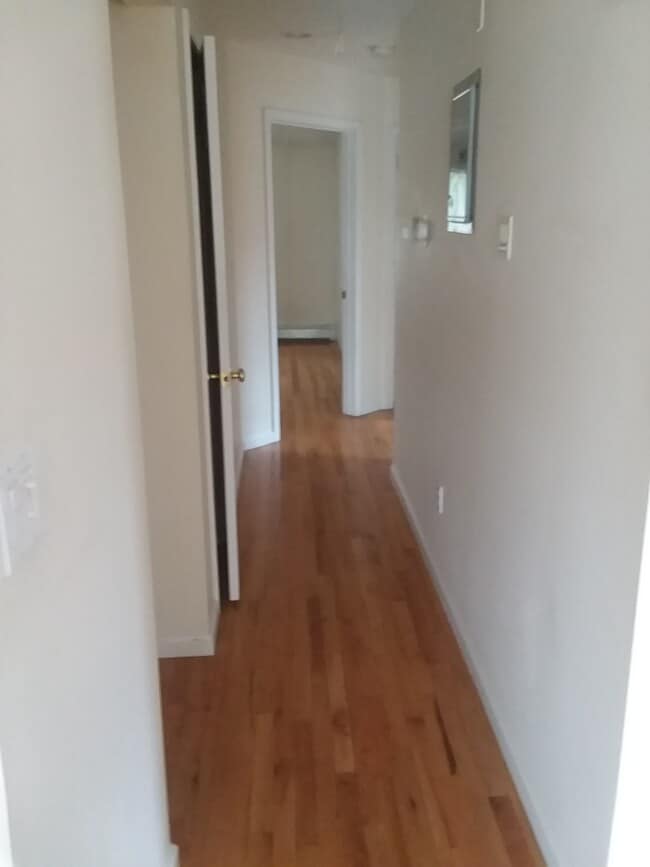 Building Photo - 2919 Zulette Ave