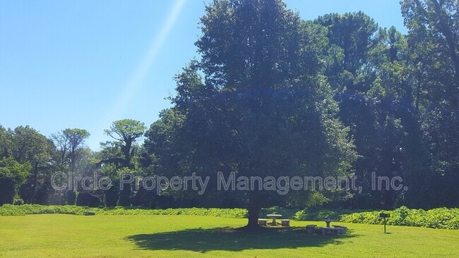 Foto del edificio - 3930 Pulaski Pike NW