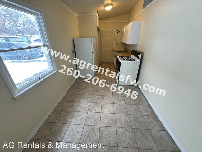 Foto del edificio - 3 br, 1 bath House - 6225 Kent Rd