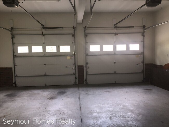 Building Photo - 3 br, 2 bath House - 200 Mt. Airy Road