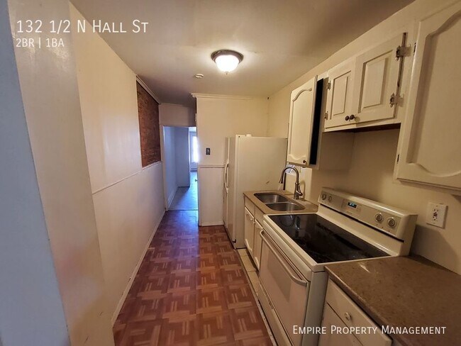 Building Photo - 2 Bedroom / 1 Bathroom Home in Allentown!